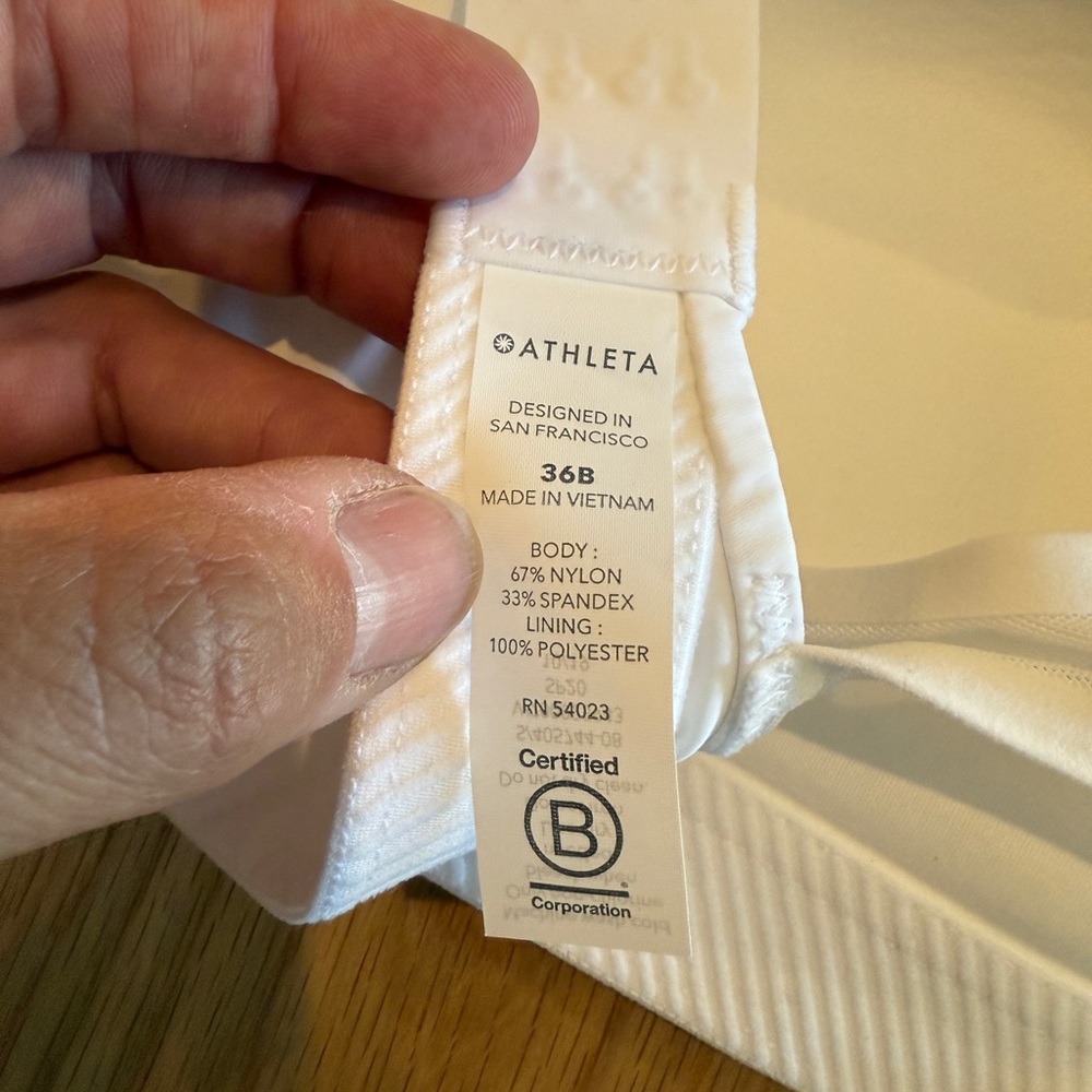NWT! Athleta Advance Adjustable Racerback Bra 36B White - Picture 9 of 10